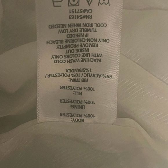 Calvin Klein zip up puffy vest - Picture 8 of 10